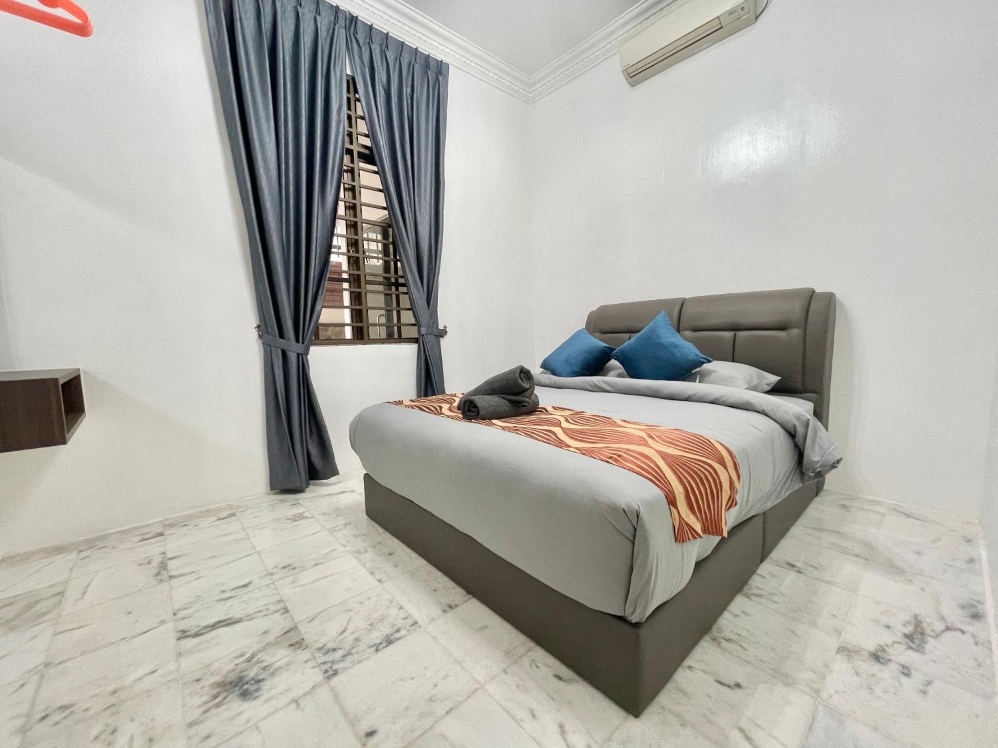 Langkawi Cozy Holiday Home At Bukit Indah By Zervin Kuah Exterior photo